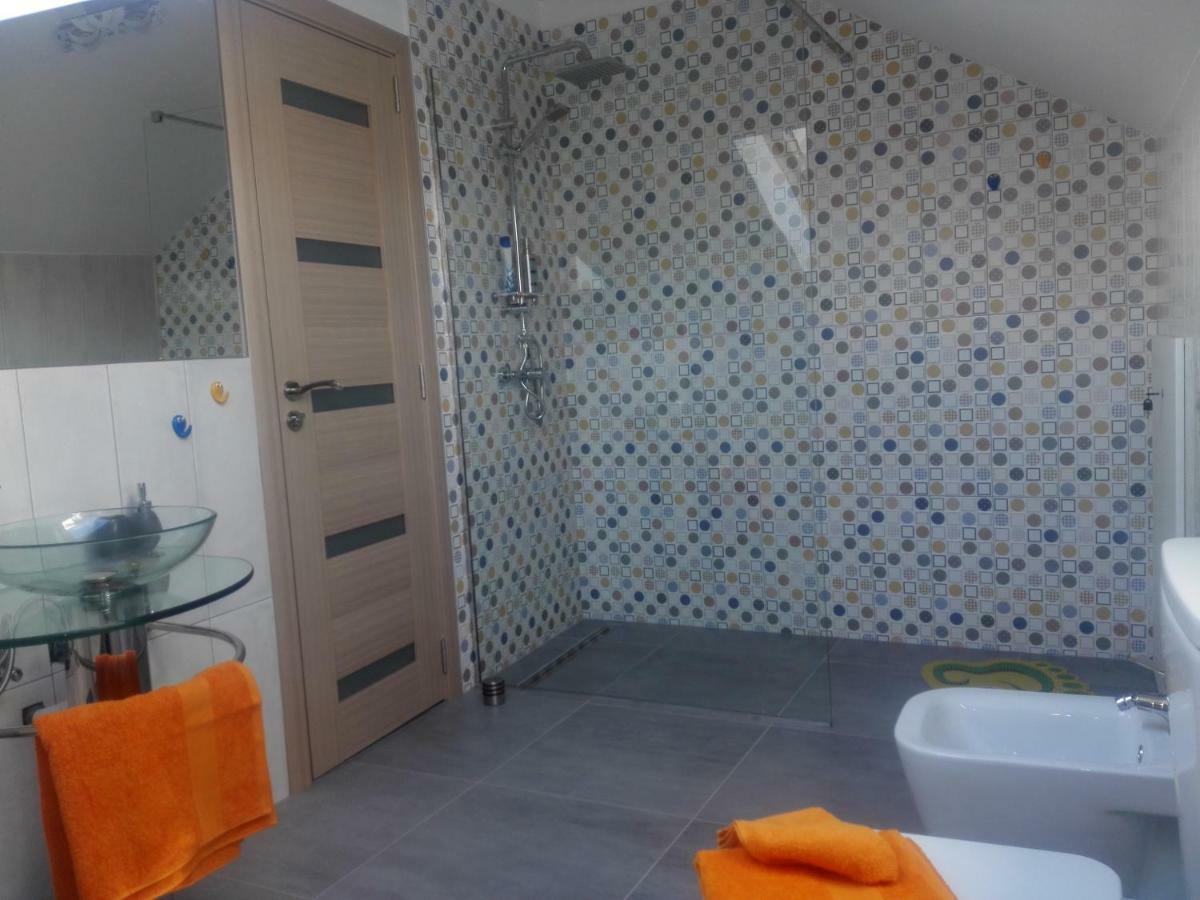 קלוז'-נאפוקה A. Einstein 9A Apartament מראה חיצוני תמונה